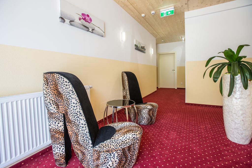 Gaestehaus Krappinger/Pizzeria Mamma Mia Ossiach Quarto foto