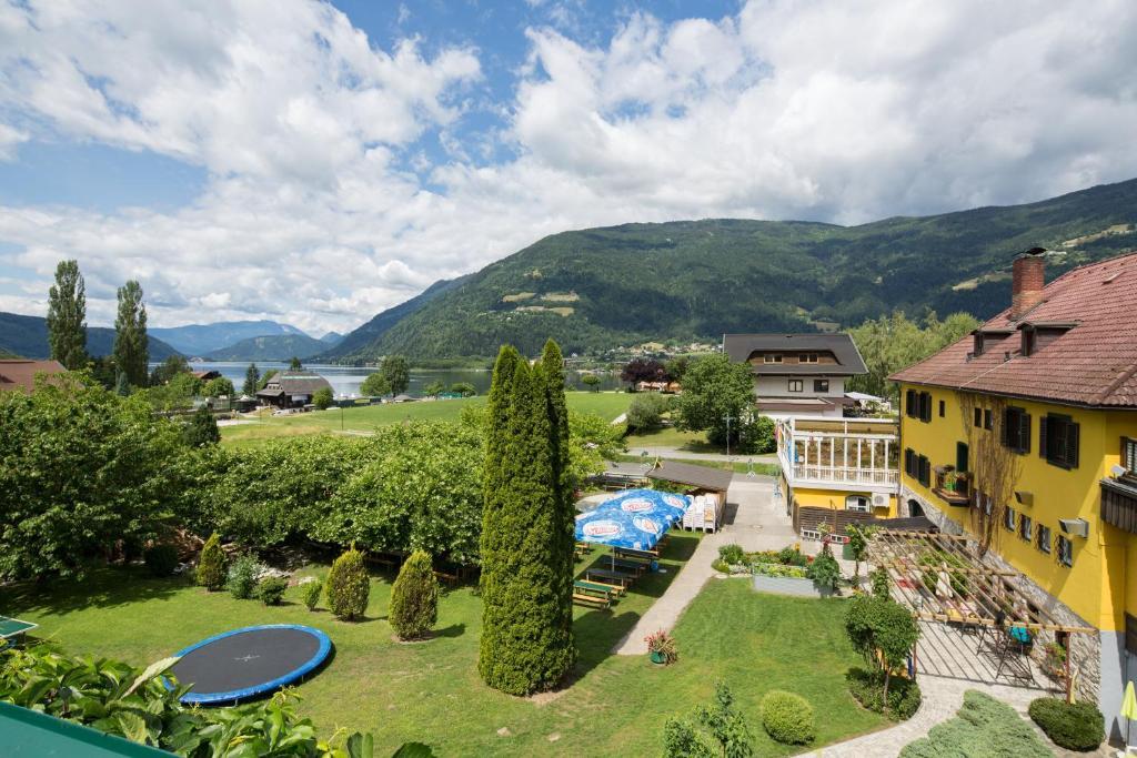 Gaestehaus Krappinger/Pizzeria Mamma Mia Ossiach Quarto foto